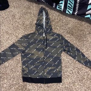 pink camo print hoodie